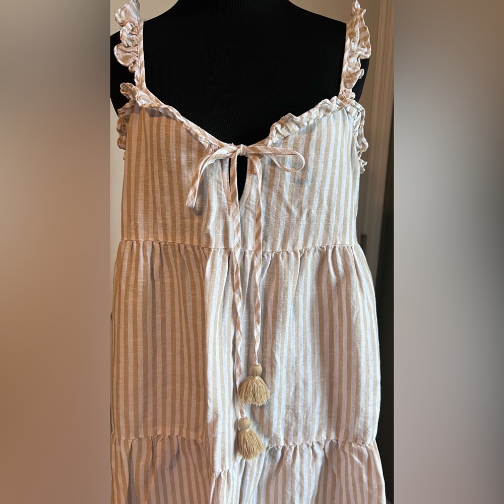 J. Crew cotton-linen tiered maxi dress. Small - Picture 4 of 10